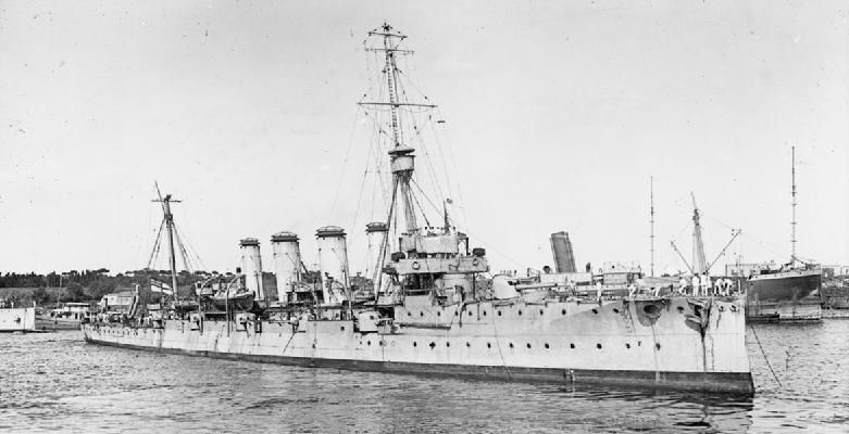 HMS Gloucester in 1909