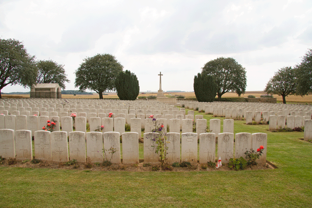 Grove Town Cemetery near Méaulte, France