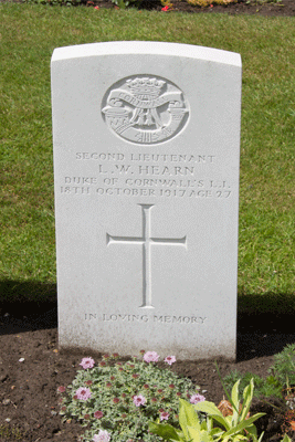 Leonard Webb Hearn headstone at Ypres Reservoir Cemetery
